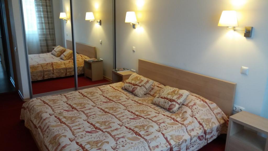 Centro Apartamentai-Konarskio Apartamentai Vilnius Ngoại thất bức ảnh